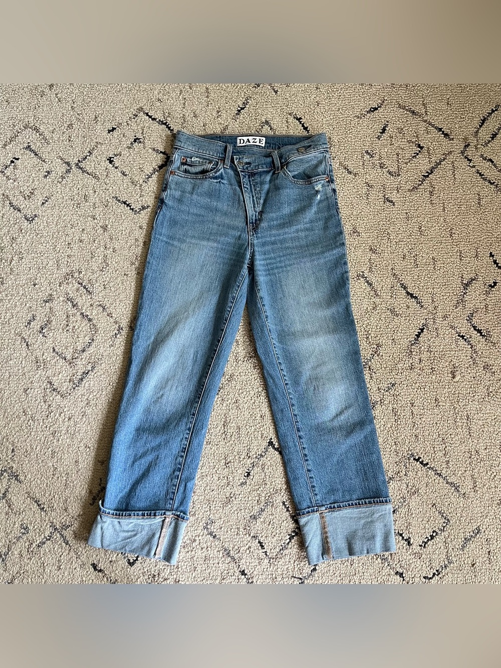 Daze Women’s High Rise Straight Leg Cuffed Jeans Size 26 Cross Waist Pants